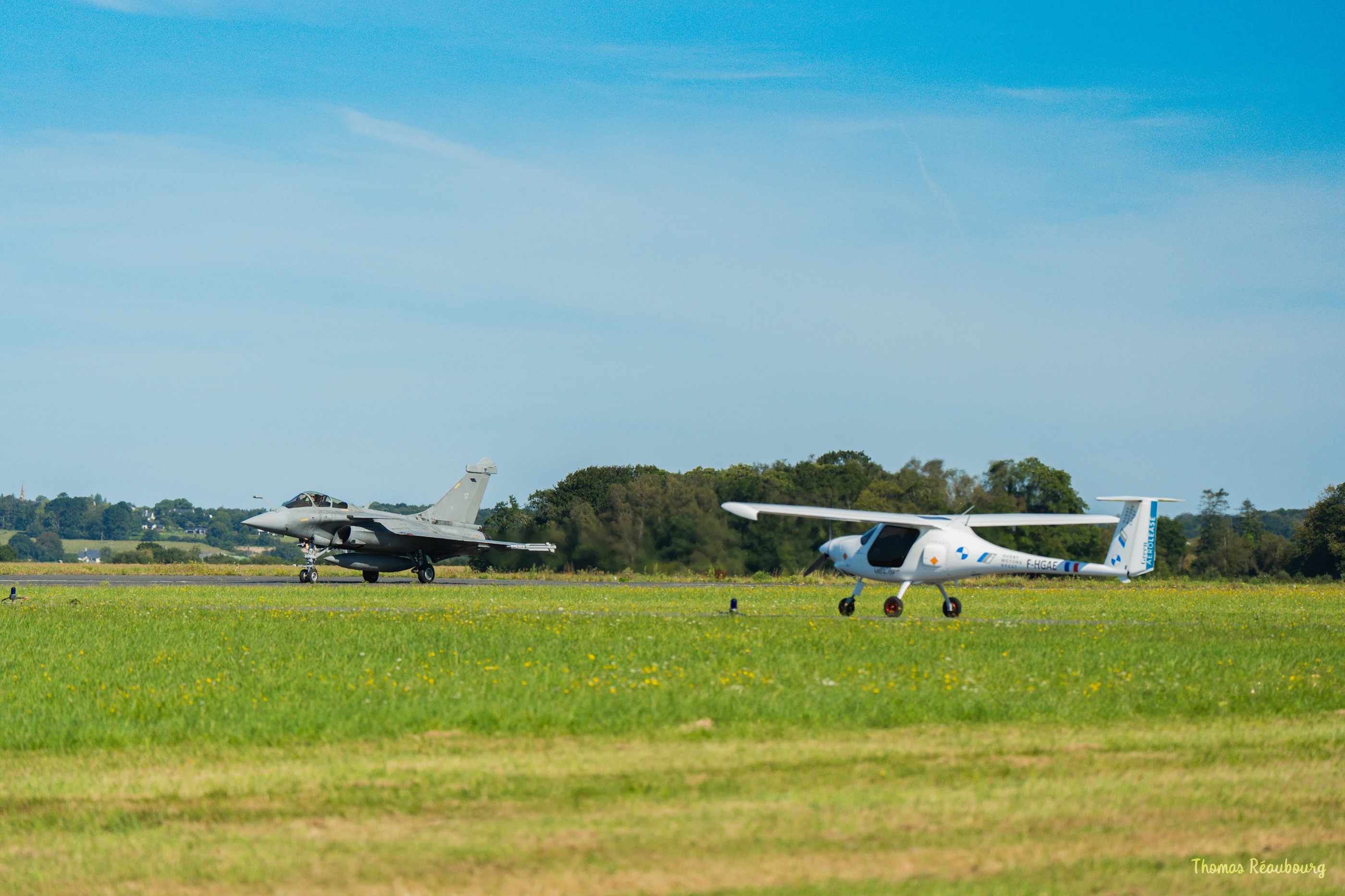 Rafale Marine & Pipistrel Velis Electro